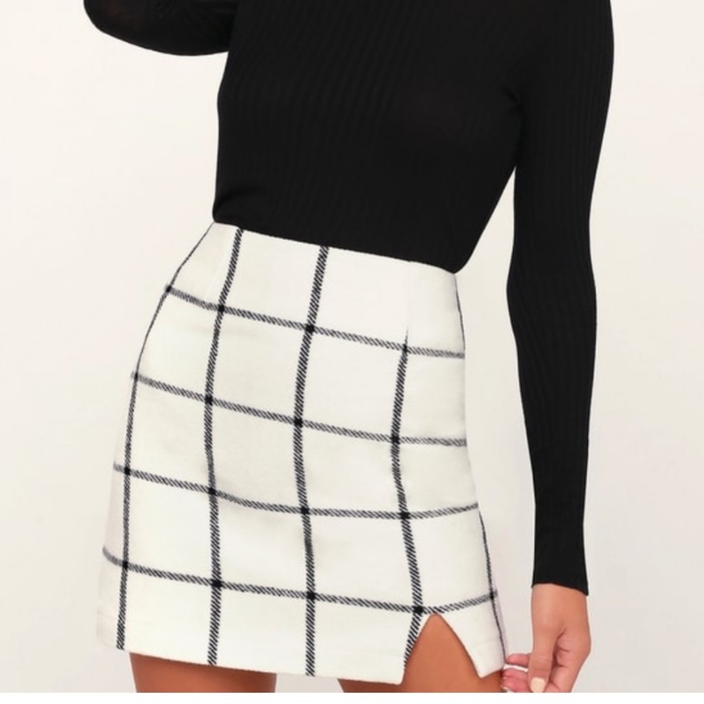 Lulu’s Black and White Plaid Skirt XS - NWT